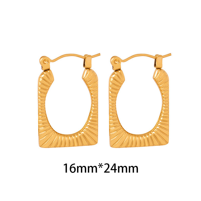 Cora Hoops