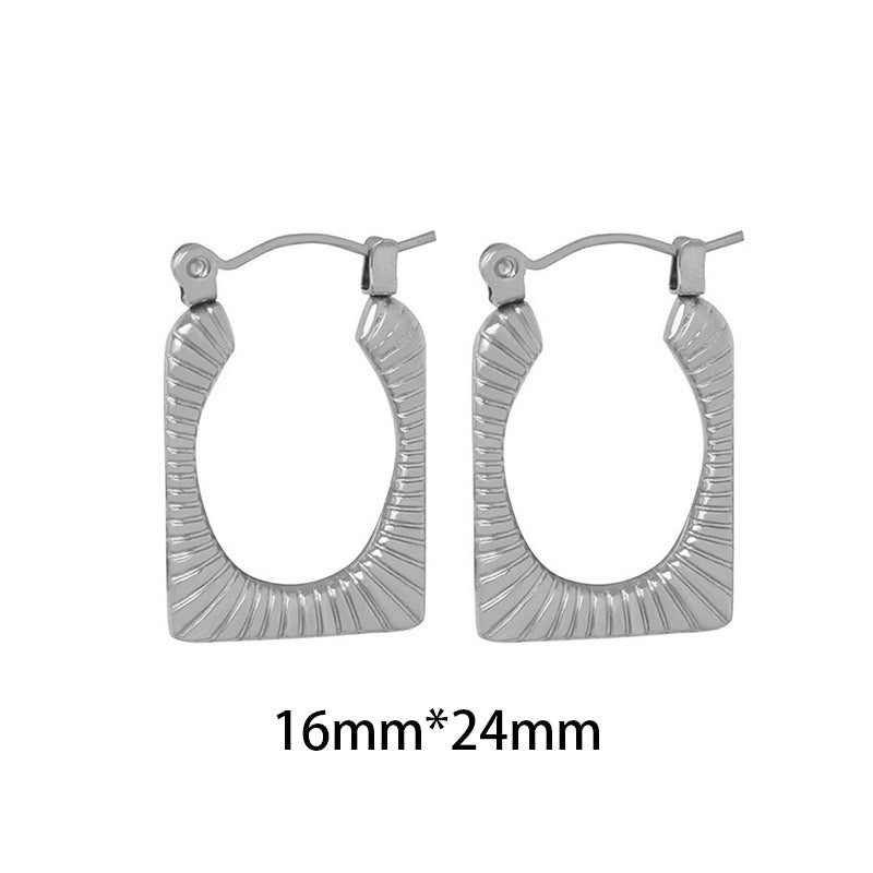 Cora Hoops