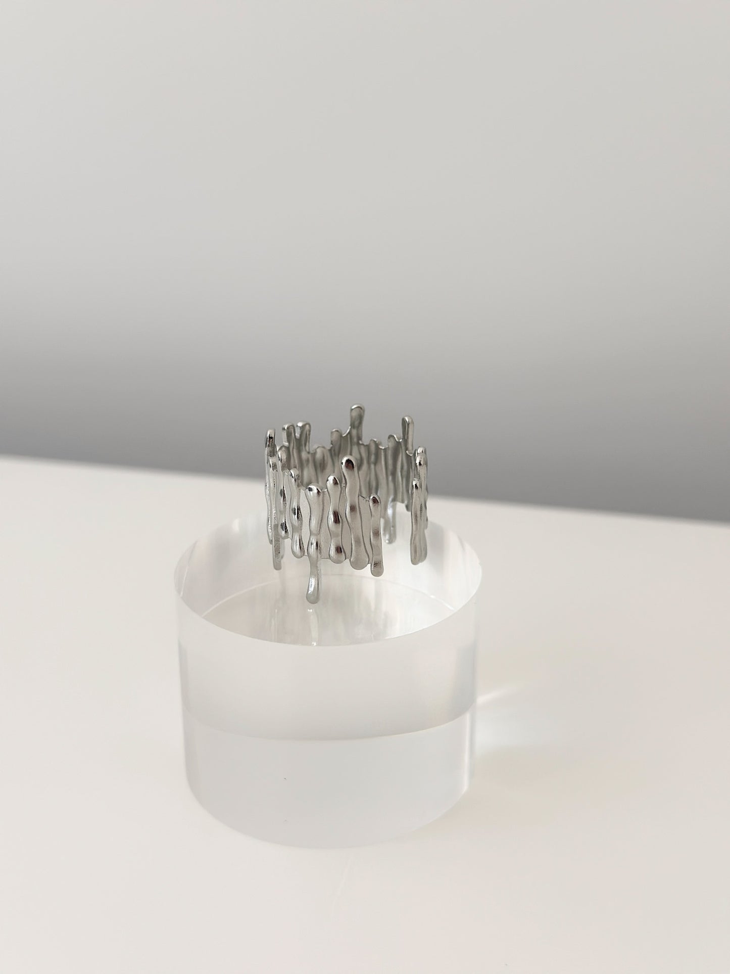 Wave Edge Ring