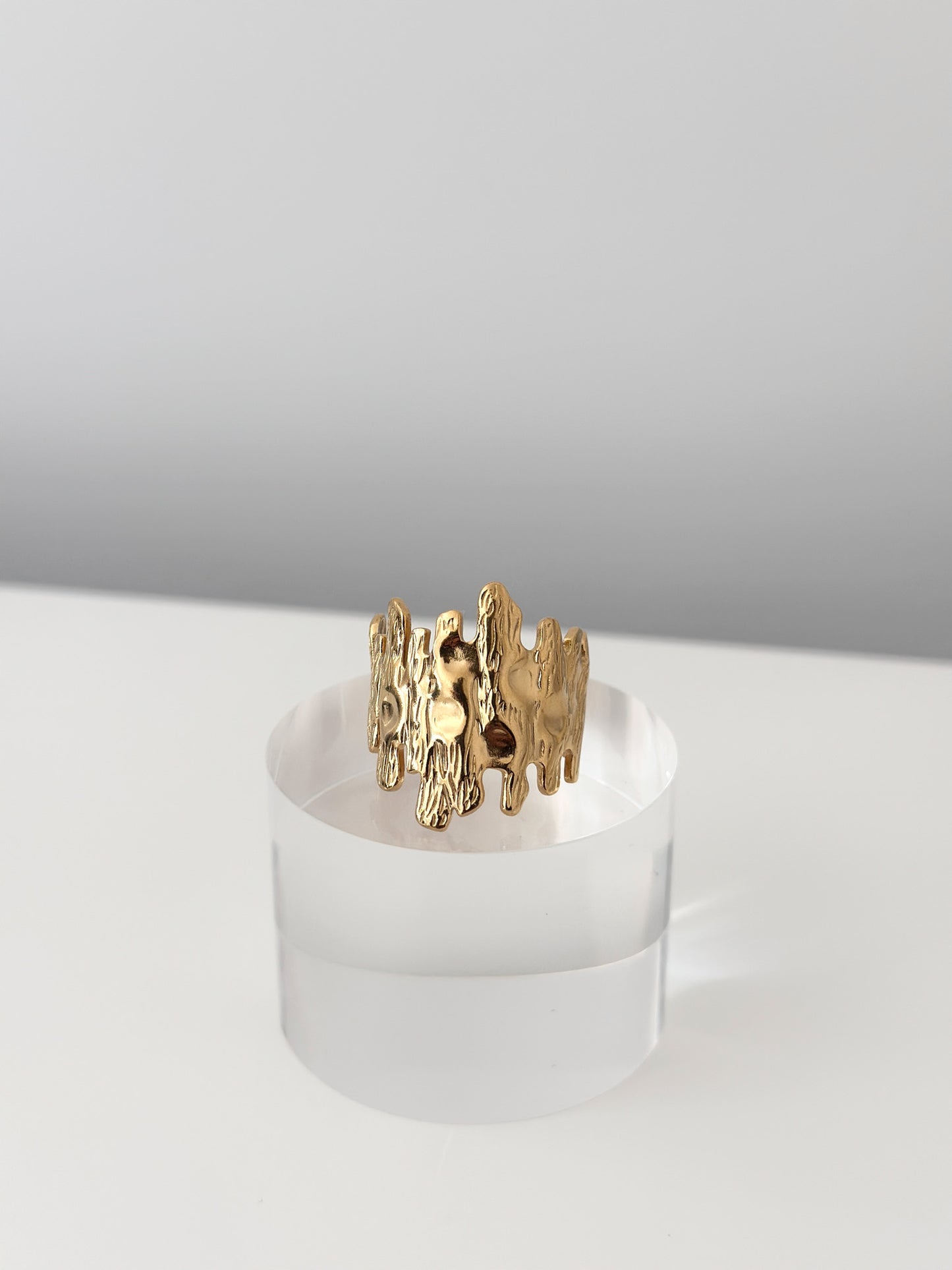 Reef Glow Ring