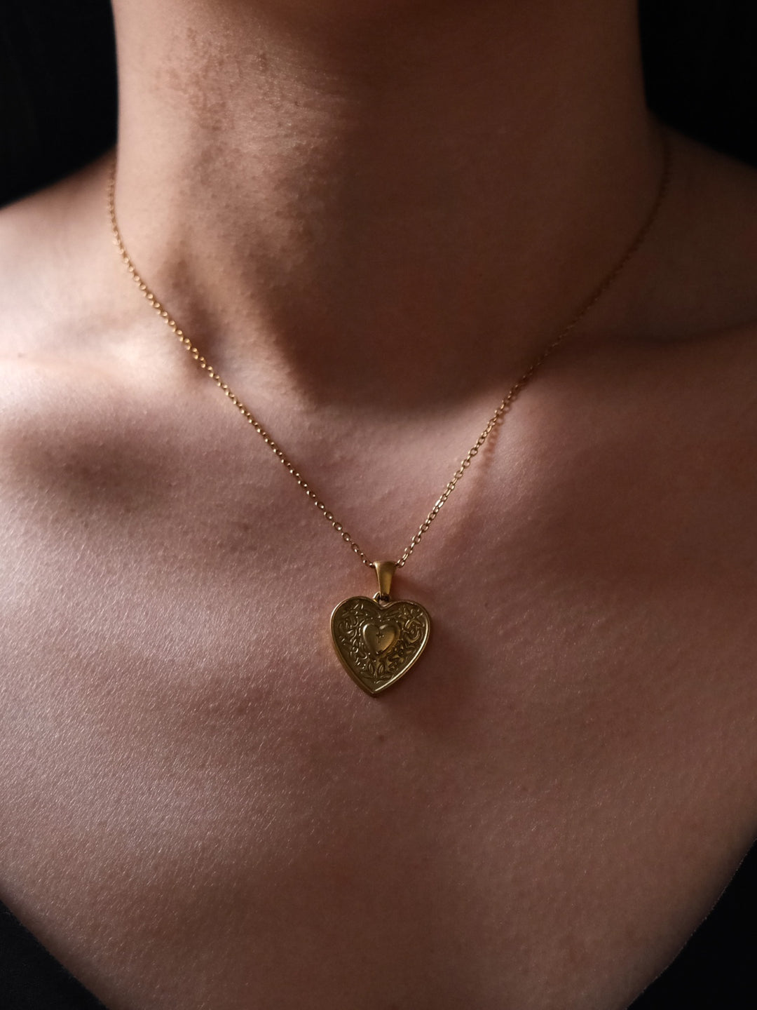 Vintage Heart Pendant Necklace
