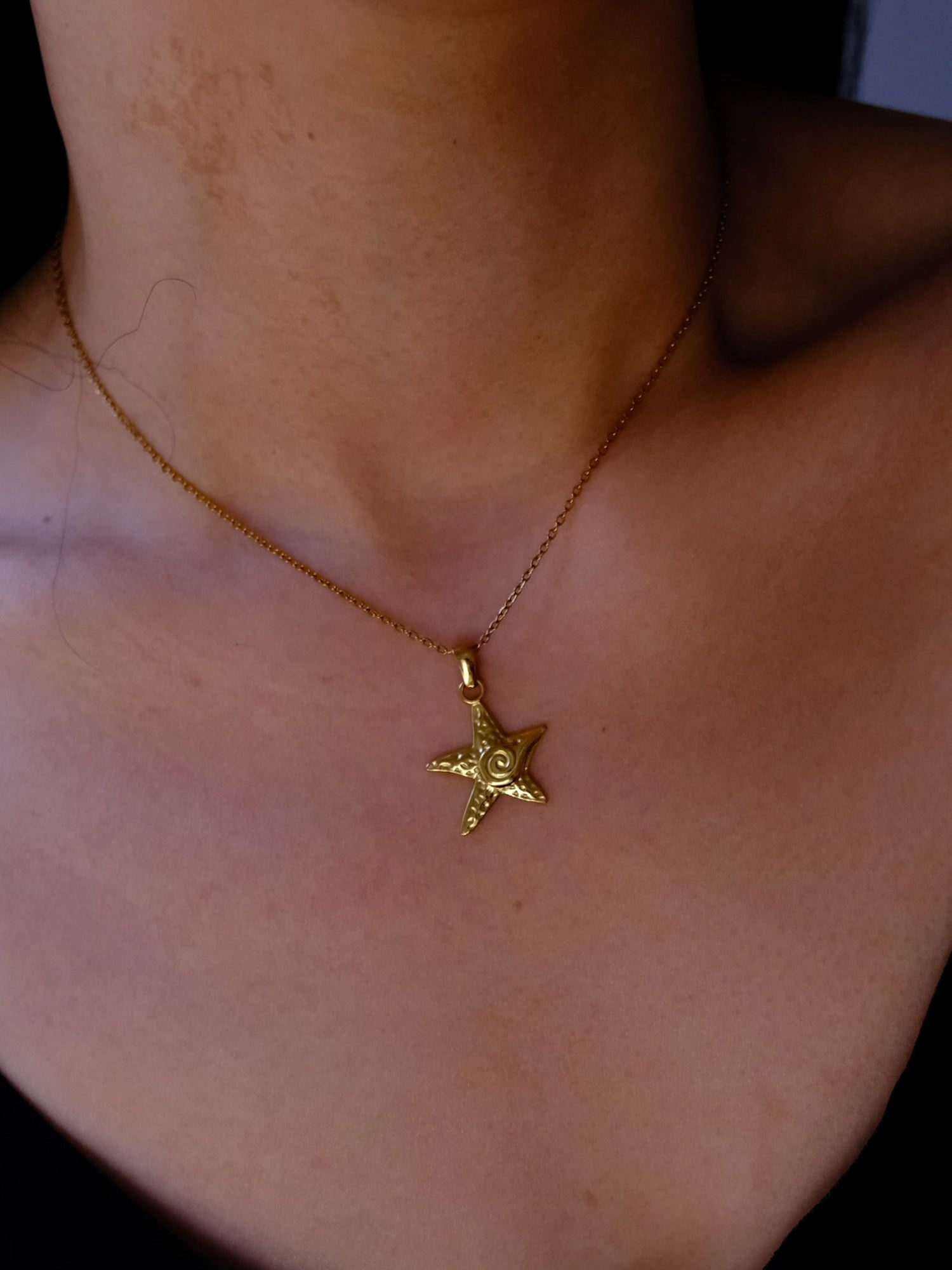 Siren's Swirl Starfish Pendant Necklace - Small