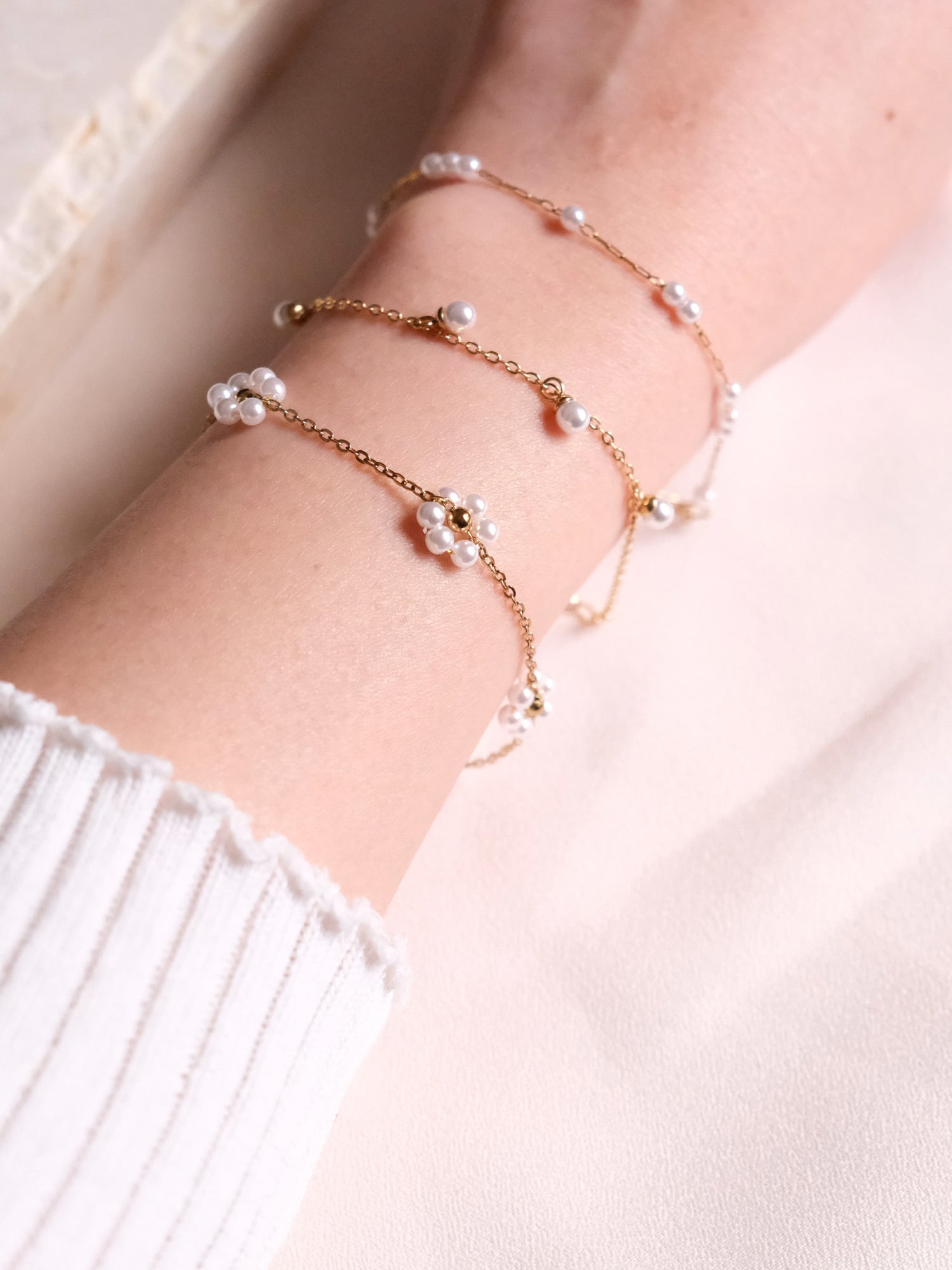 Floating Pearl Droplet Bracelet