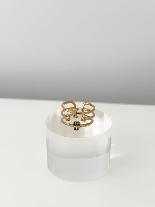 Breeze Curve Ring