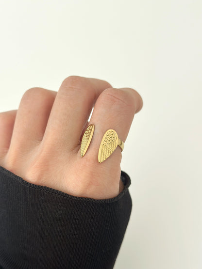 Wing Whisper Ring
