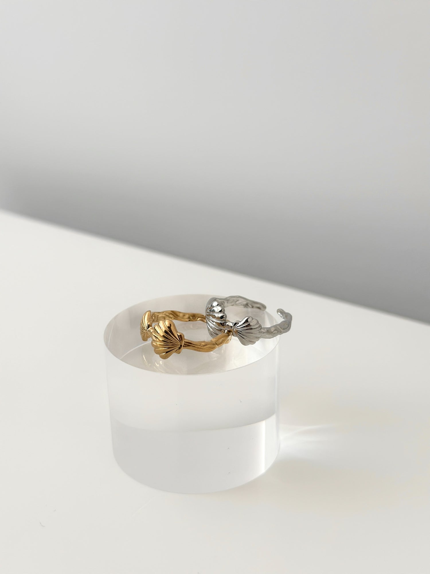 Shell Muse Ring