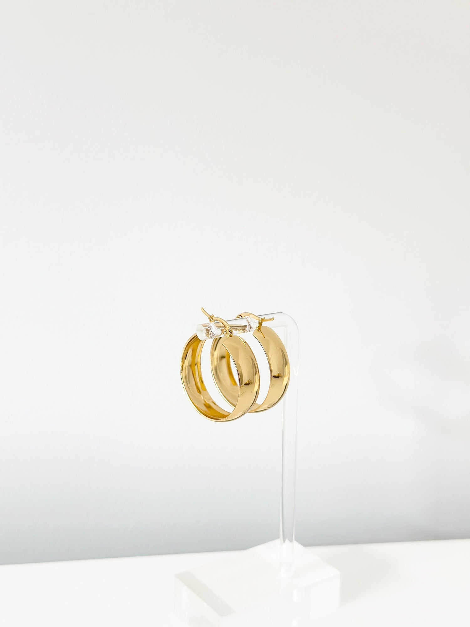 Noa Bold Hoops