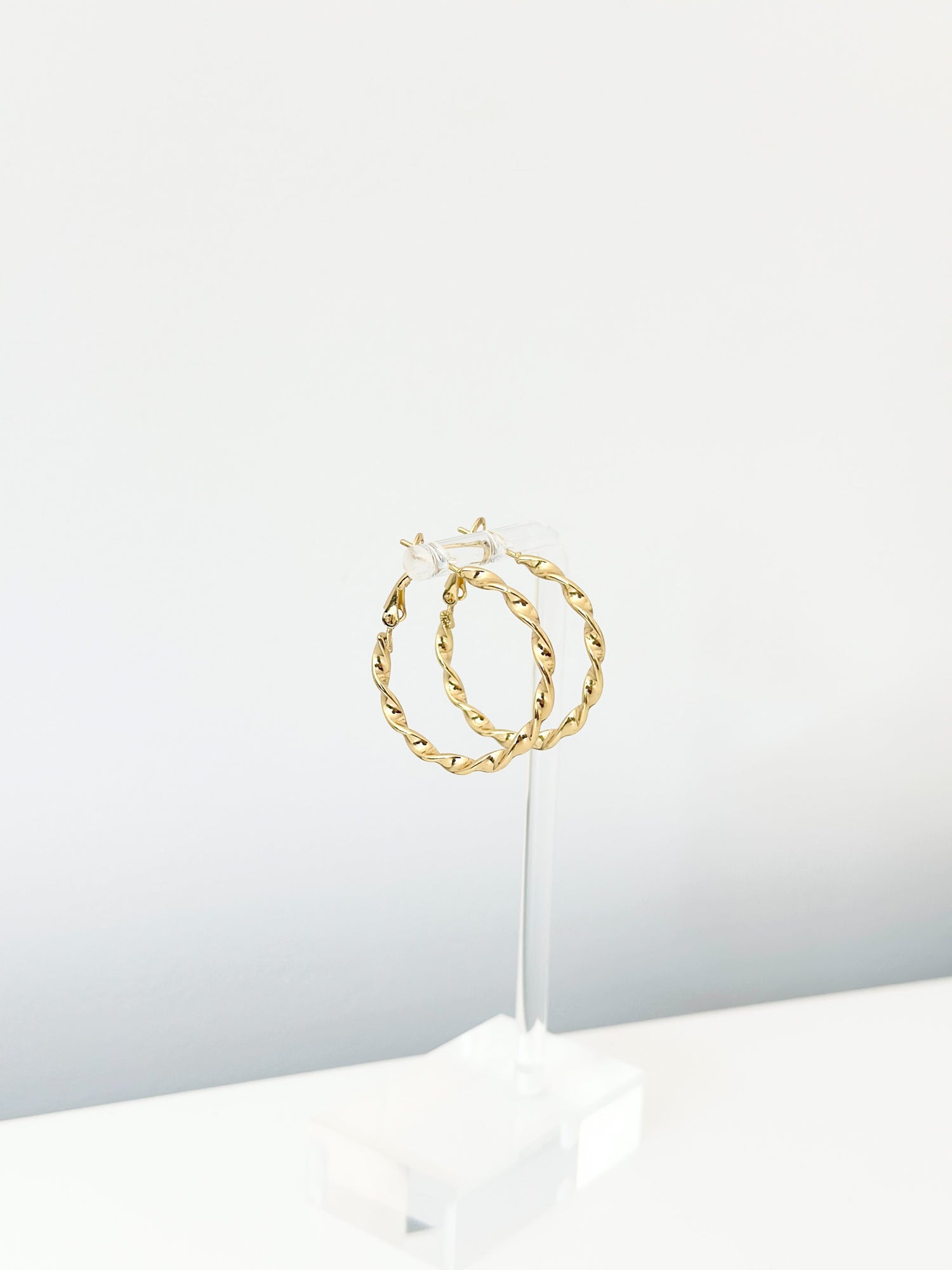 Elise Twist Hoops