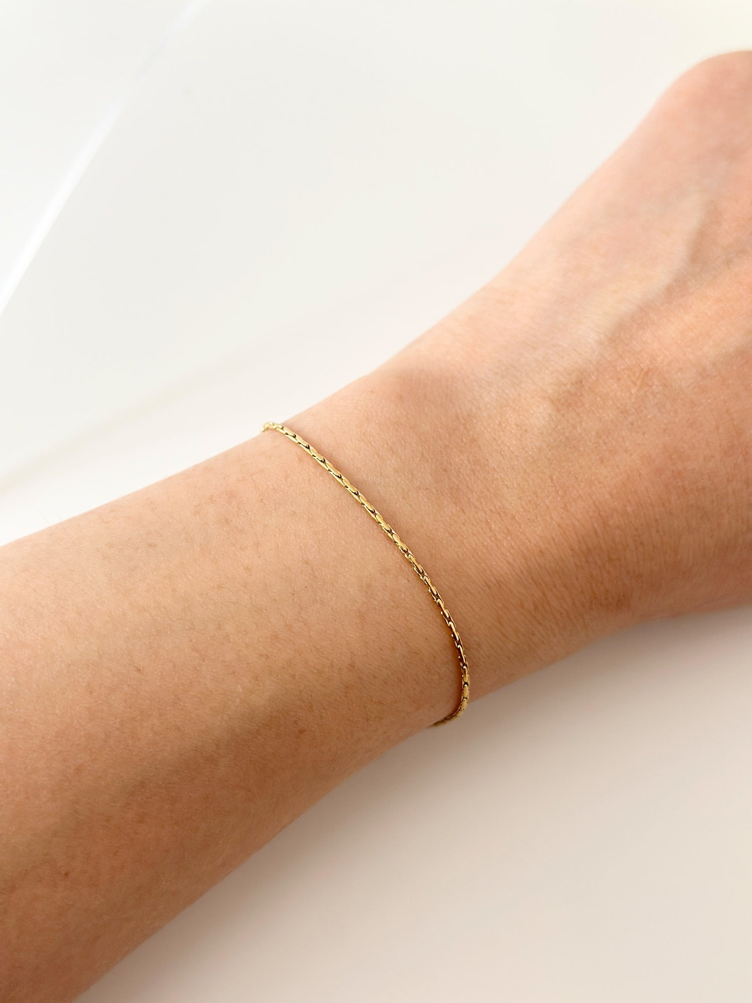 Gold thin Box Bracelet