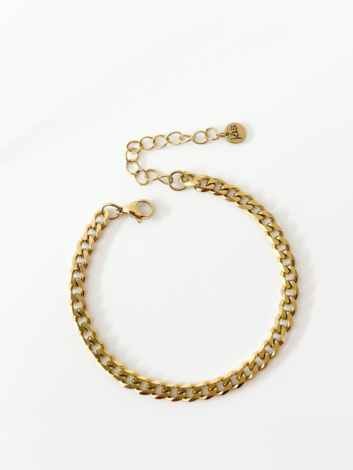 Gold Thick curb bracelet
