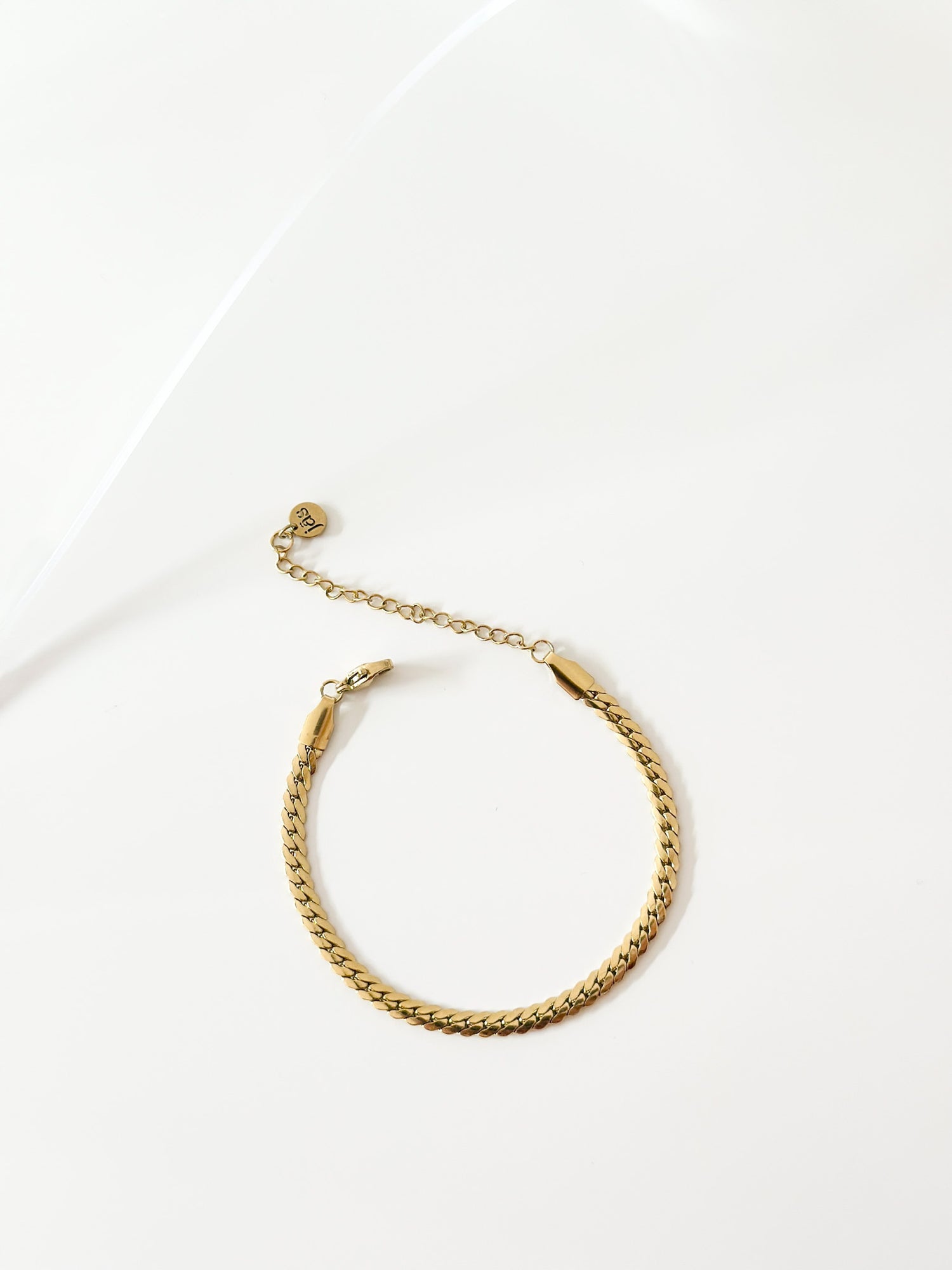 Gold Saly bracelet