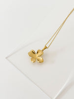 Abstract Teardrop Pendant Necklace - Jas | Gold & silver necklace - Jas | Perfect On You