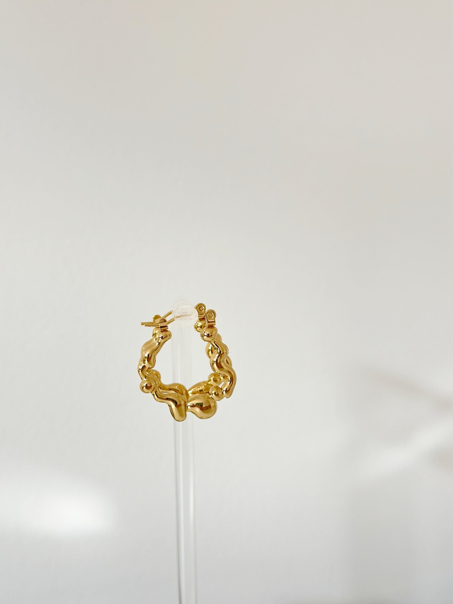 ABubble Twist - Jas | Hoop Earrings - Jas | Perfect On You