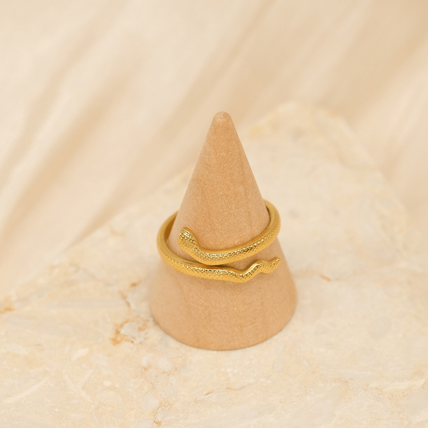 Aria Layer - JAS - Jas | Perfect On You