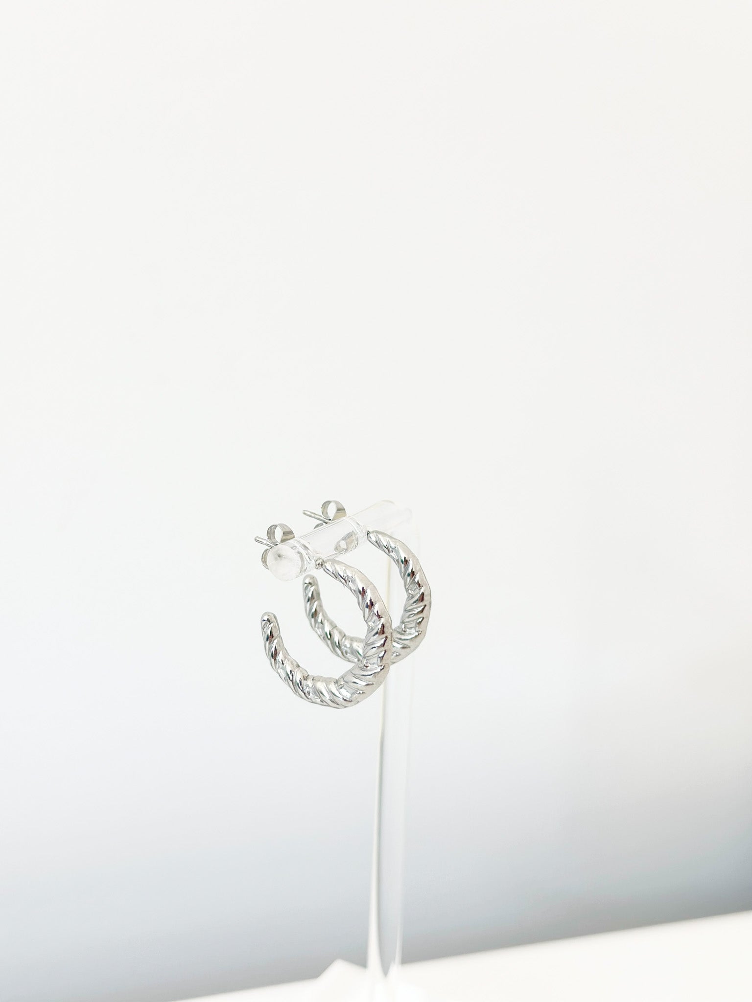 Arlo Croissant Hoops - Jas | Hoop Earrings - Jas | Perfect On You