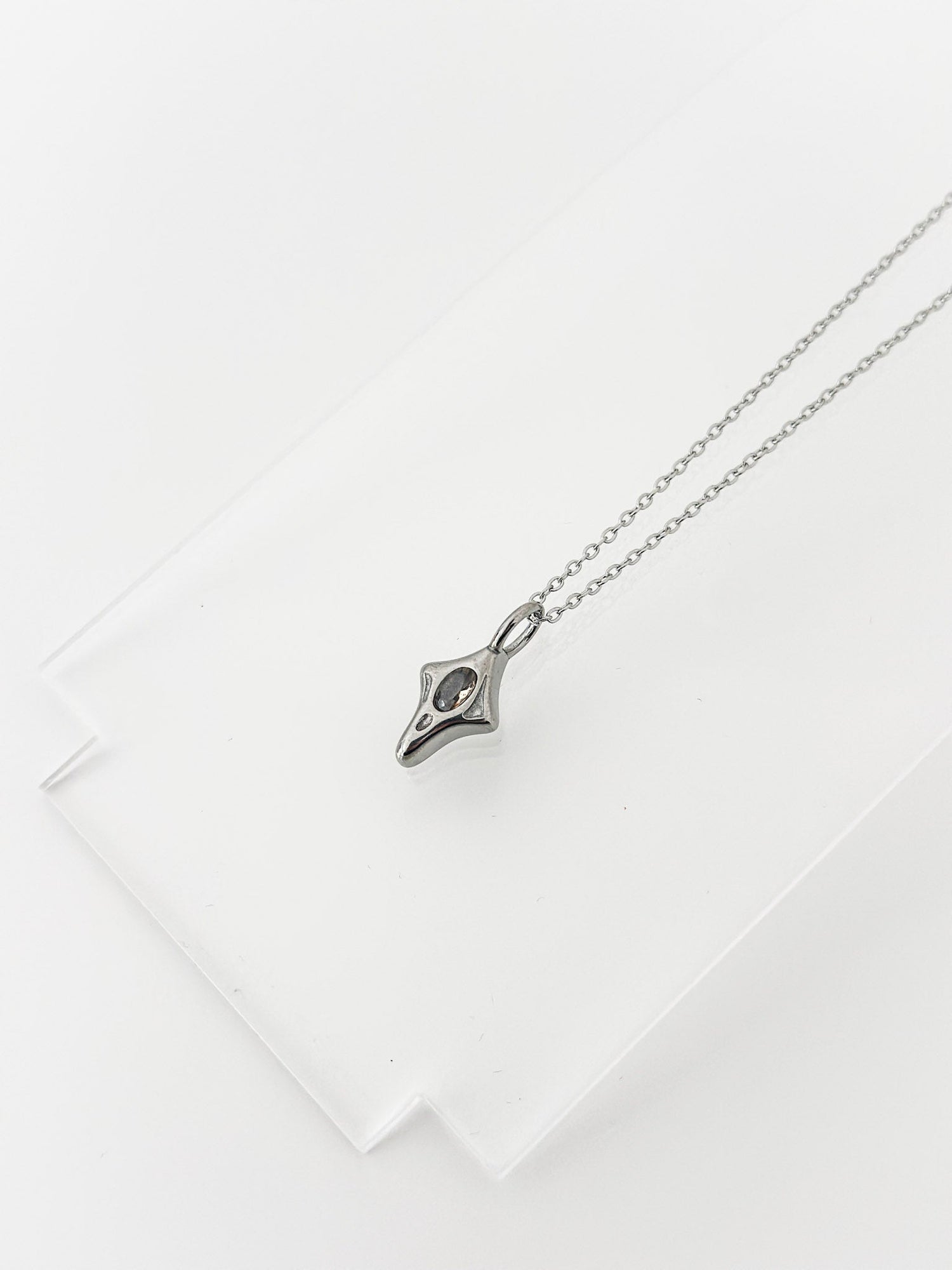 Aurora Gem - JAS | Silver necklace - Jas | Perfect On You