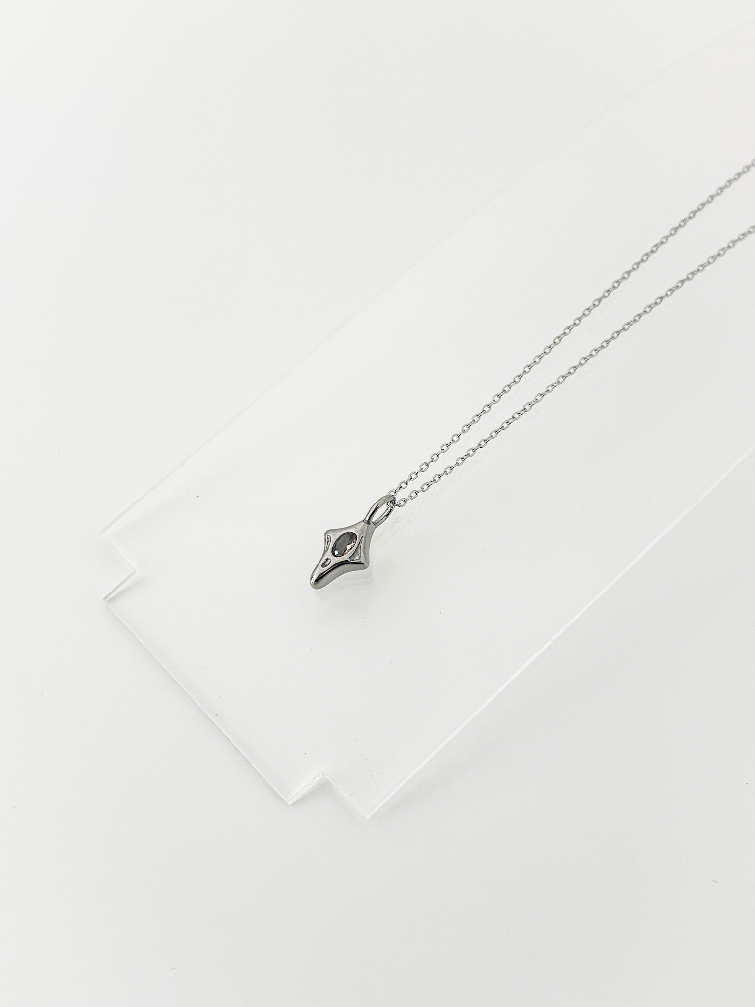 Aurora Gem - JAS | Silver necklace - Jas | Perfect On You