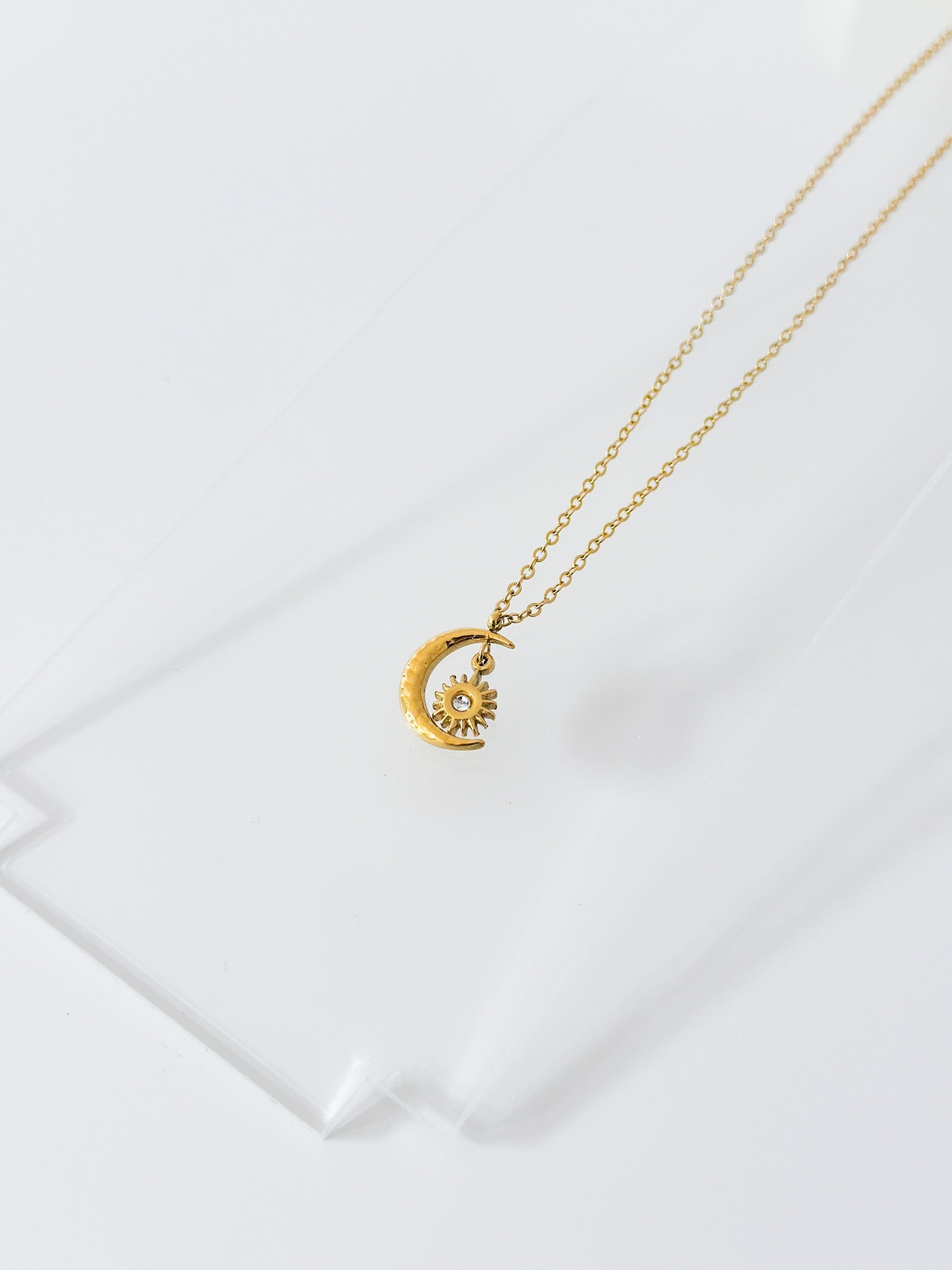 Aurora Necklace - Jas | Gold necklace - Jas | Perfect On You