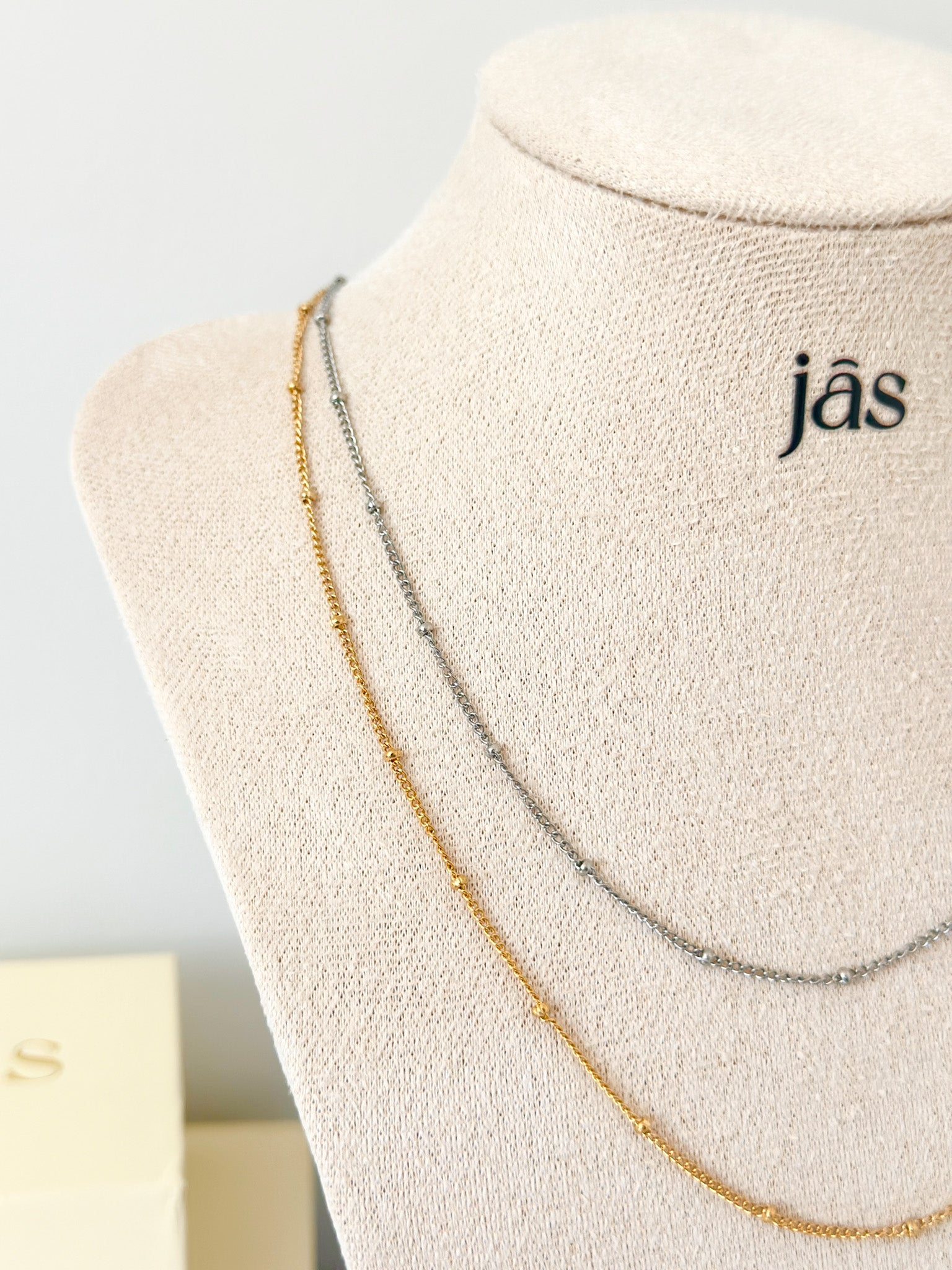 Bead Chain Necklace - Jas | Gold & silver necklace - Jas | Perfect On You
