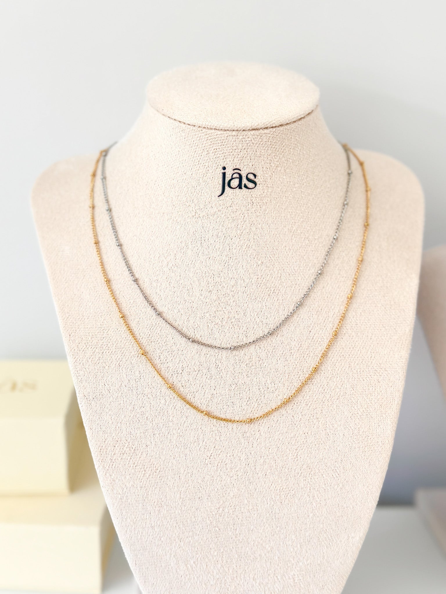 Bead Chain Necklace - Jas | Gold & silver necklace - Jas | Perfect On You