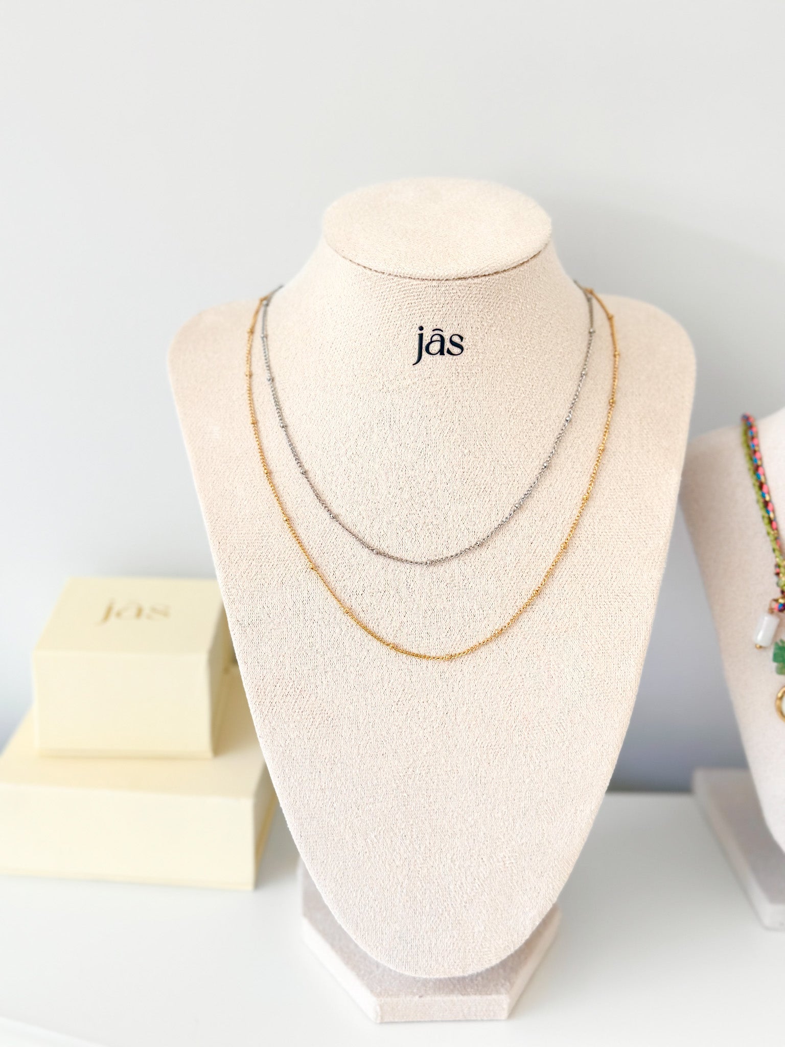 Bead Chain Necklace - Jas | Gold & silver necklace - Jas | Perfect On You