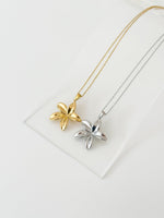 Bloom Cluster Pendant Necklace - Jas | Gold & silver necklace - Jas | Perfect On You