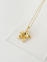Bloom Cluster Pendant Necklace - Jas | Gold & silver necklace - Jas | Perfect On You