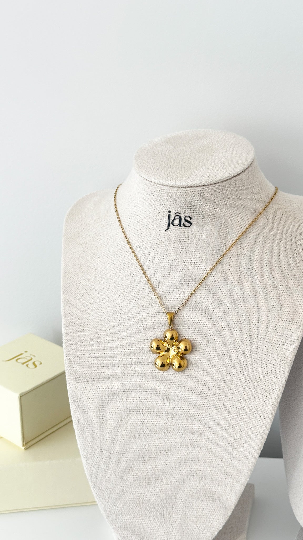 Bloom Essence Pendant Necklace - Jas | Gold & silver necklace - Jas | Perfect On You
