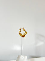 Classic Clover - Jas | Hoop Earrings - Jas | Perfect On You