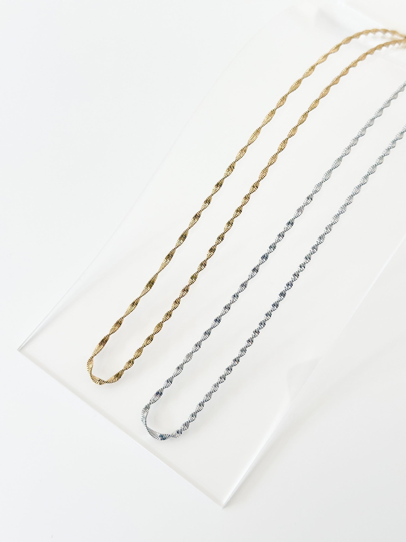 Clavicle Chain Necklace - Jas | Gold & silver necklace - Jas | Perfect On You