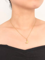 Croissant Necklace - Jas | Gold necklace - Jas | Perfect On You