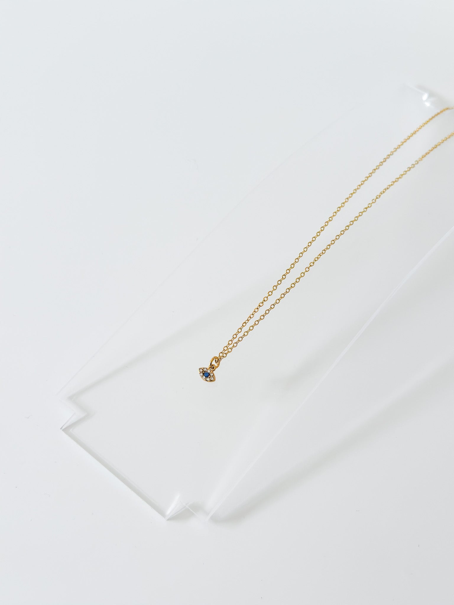 Devil Eye Necklace - Jas | Gold necklace - Jas | Perfect On You