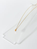 Dice Necklace - Jas | Gold necklace - Jas | Perfect On You