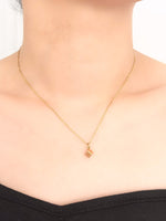 Dice Necklace - Jas | Gold necklace - Jas | Perfect On You