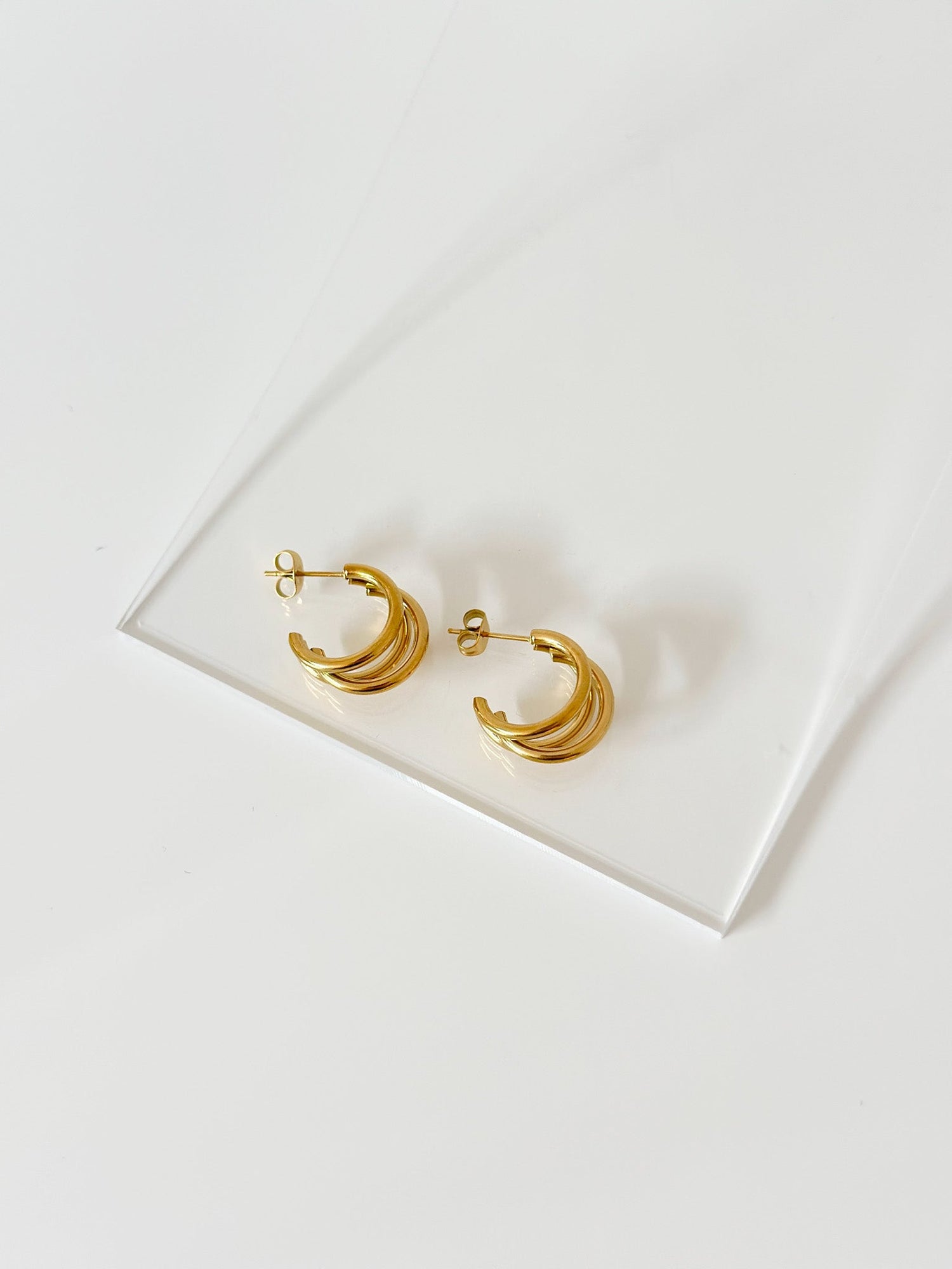Double Hoop - Jas | Hoop Earrings - Jas | Perfect On You