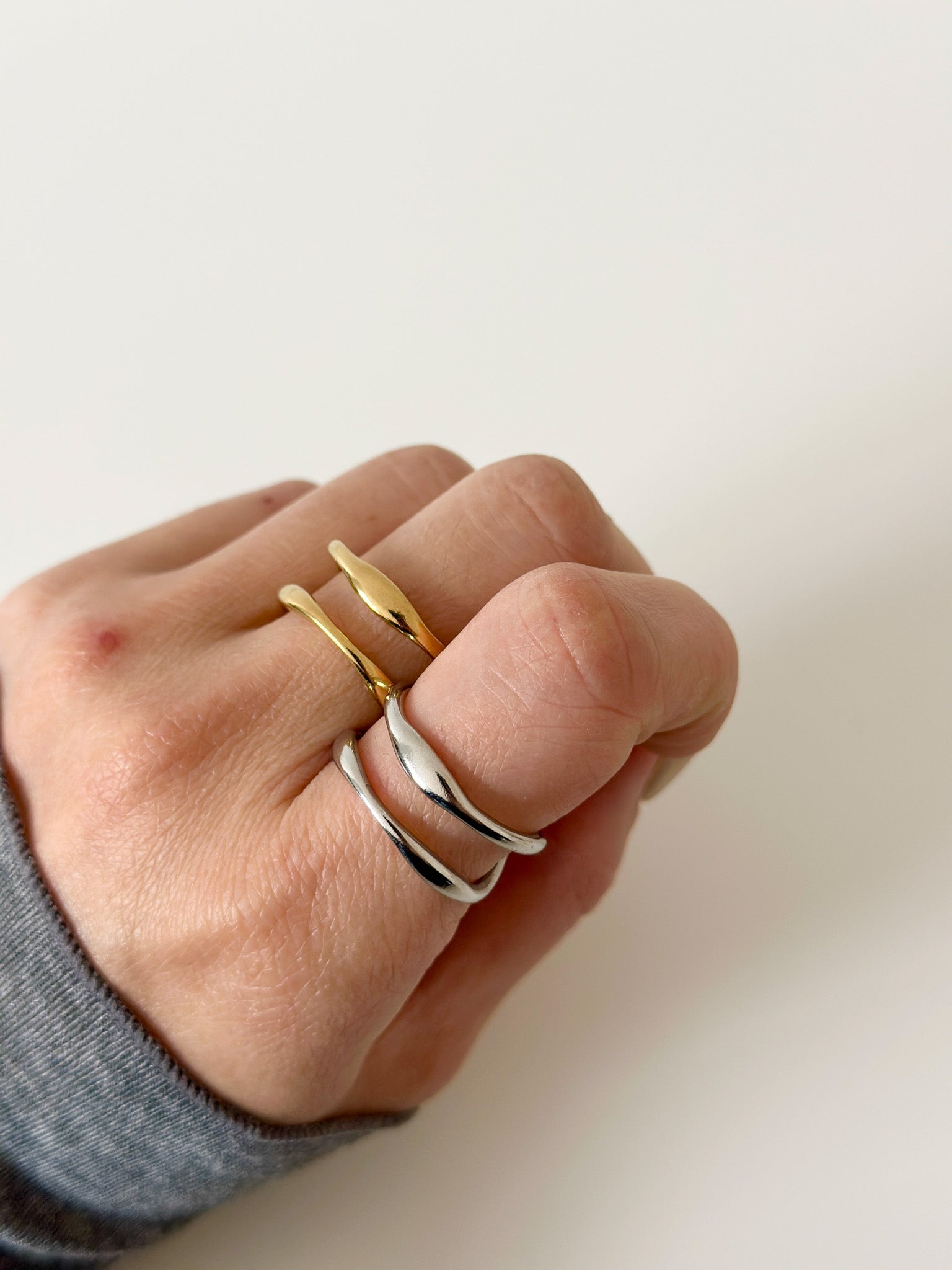 Dual Flow Ring - Jas | Gold & silver ring - Jas | Perfect On You