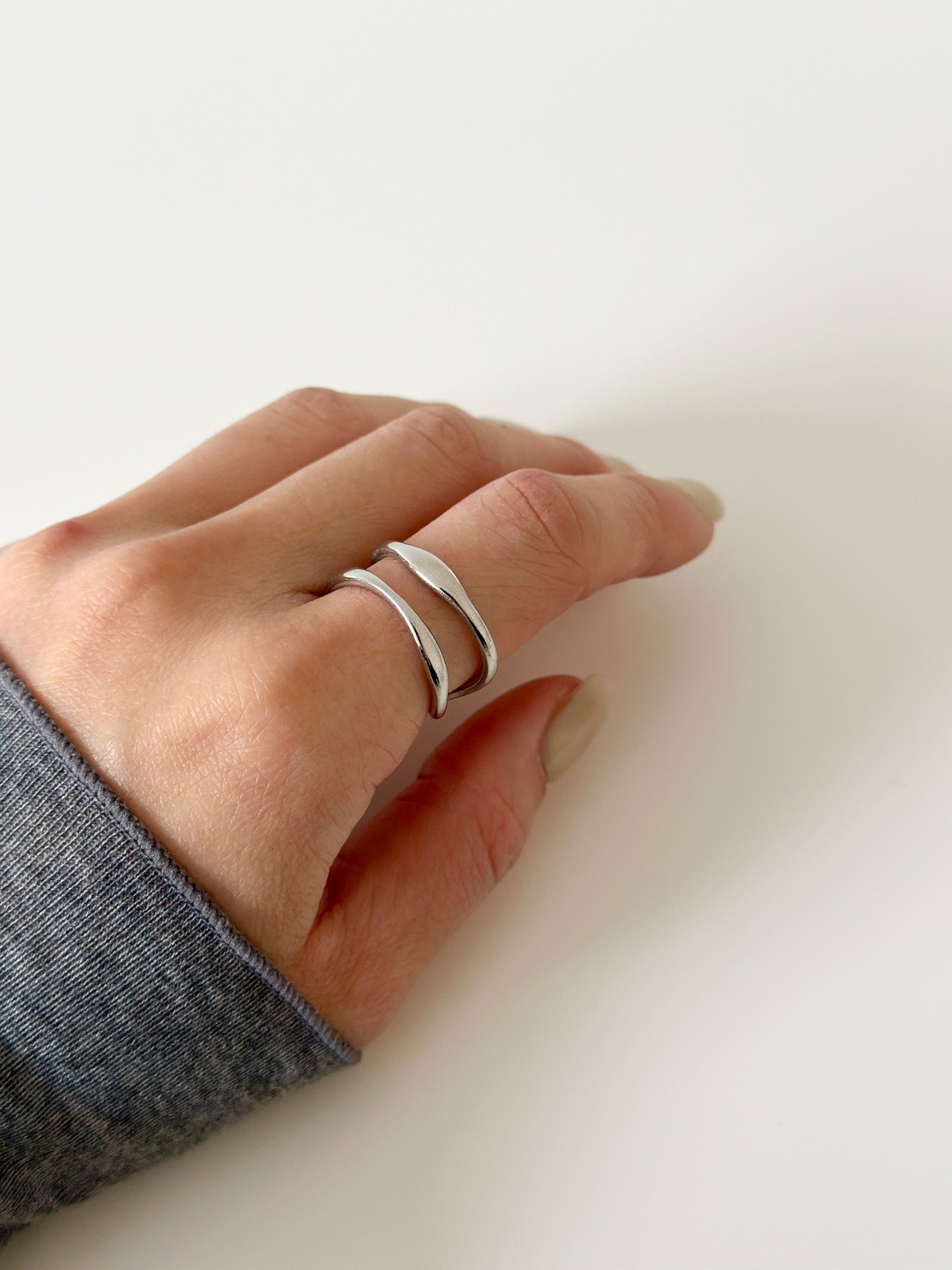 Dual Flow Ring - Jas | Gold & silver ring - Jas | Perfect On You