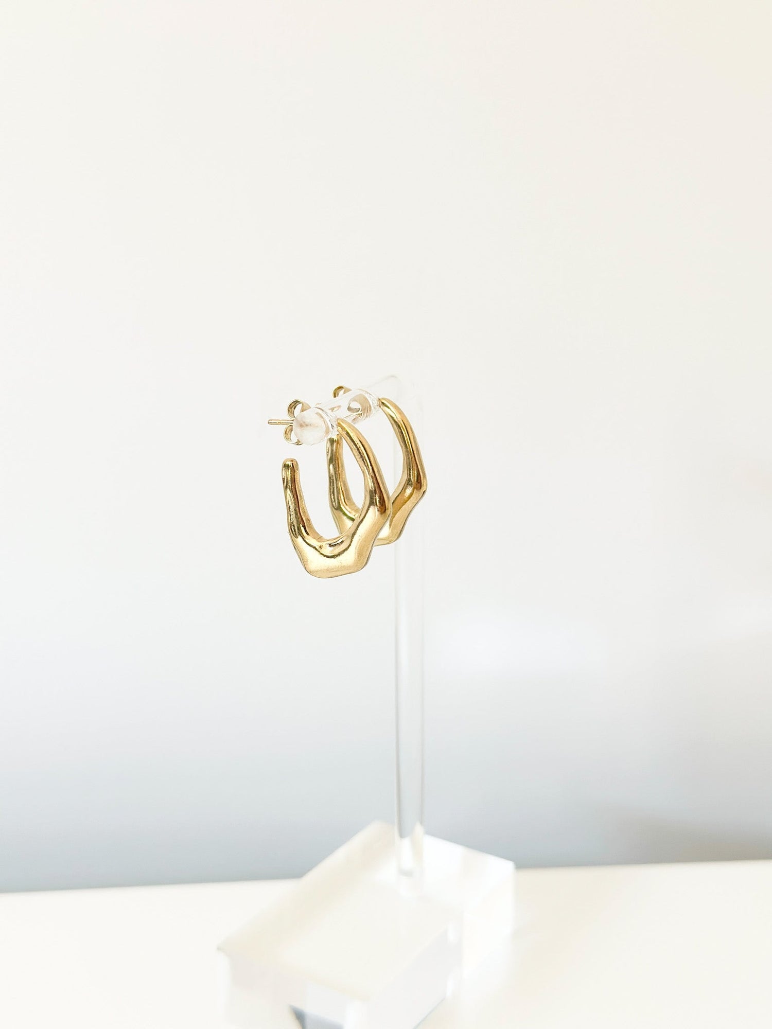 Elen Mini Huggies - Jas | Hoop Earrings - Jas | Perfect On You