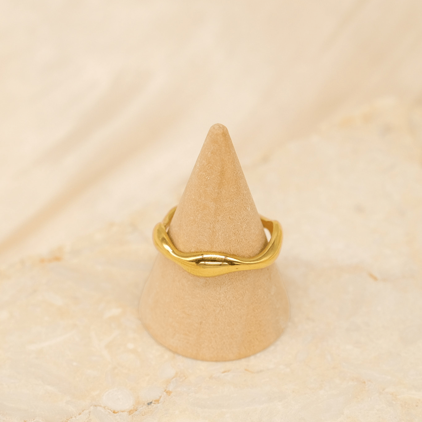 Elise - JAS - Jas | Perfect On You