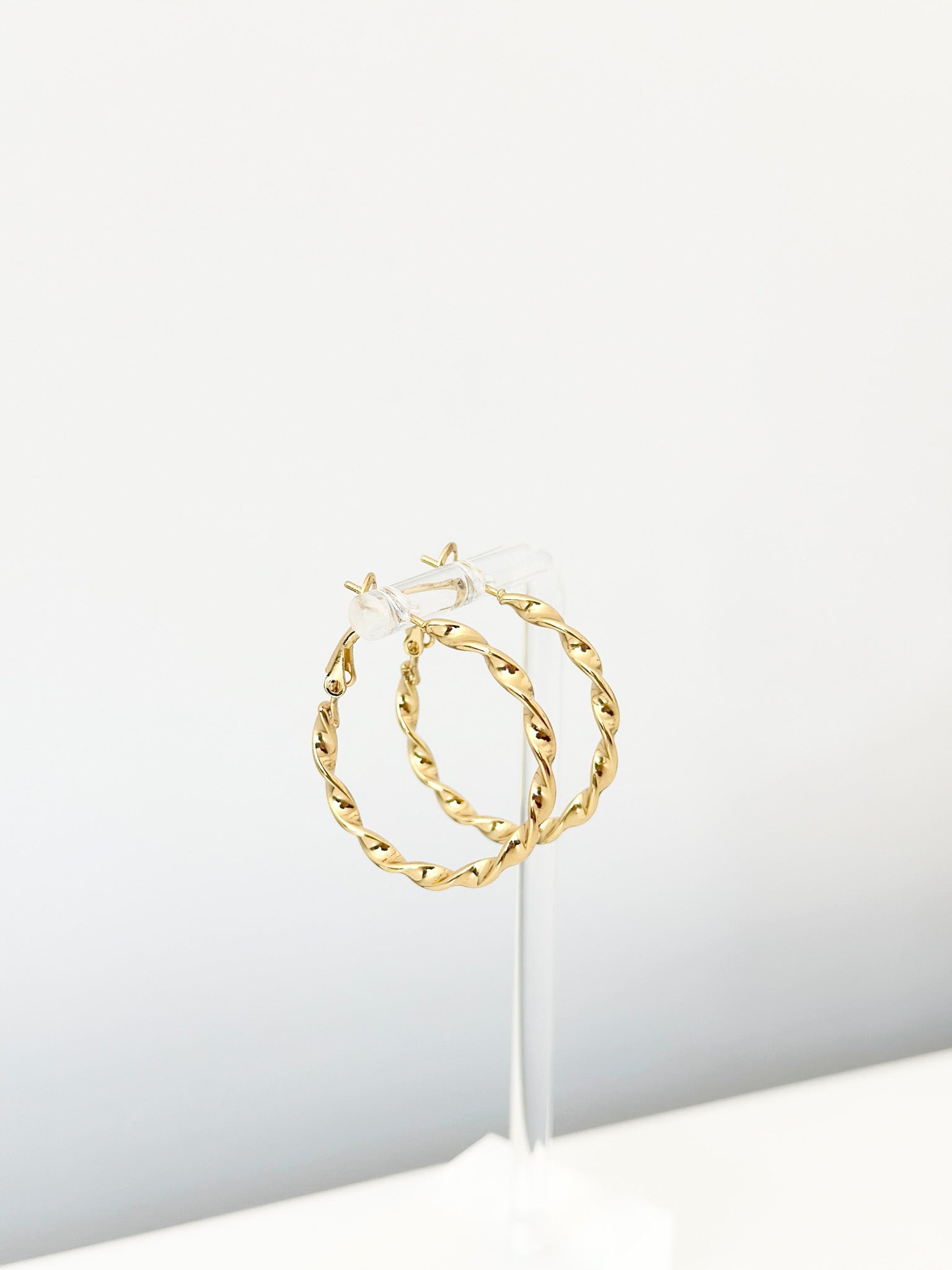 Elise Twist Hoops - Jas | Hoop Earrings - Jas | Perfect On You