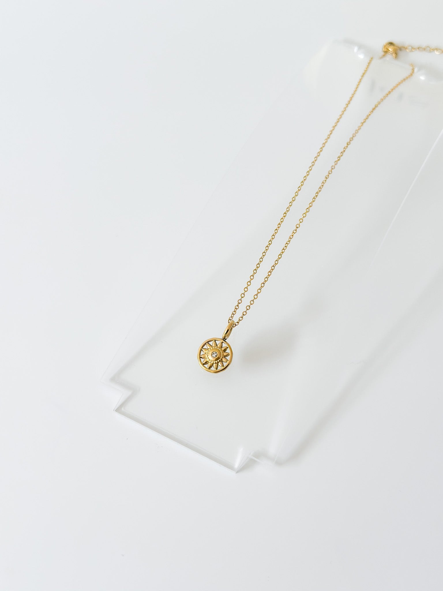 Eloise Necklace - Jas | Gold necklace - Jas | Perfect On You
