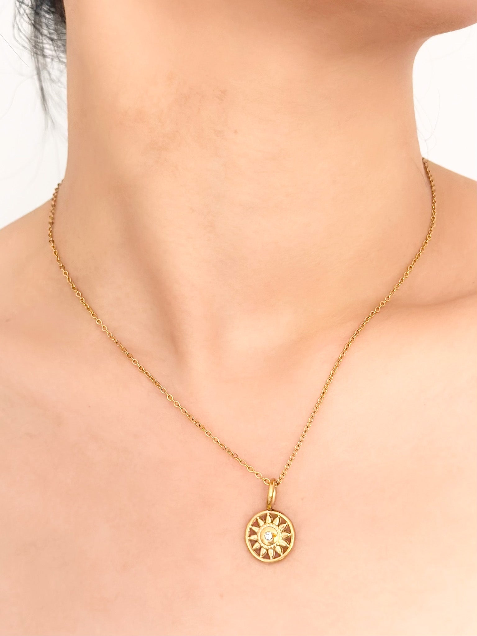 Eloise Necklace - Jas | Gold necklace - Jas | Perfect On You