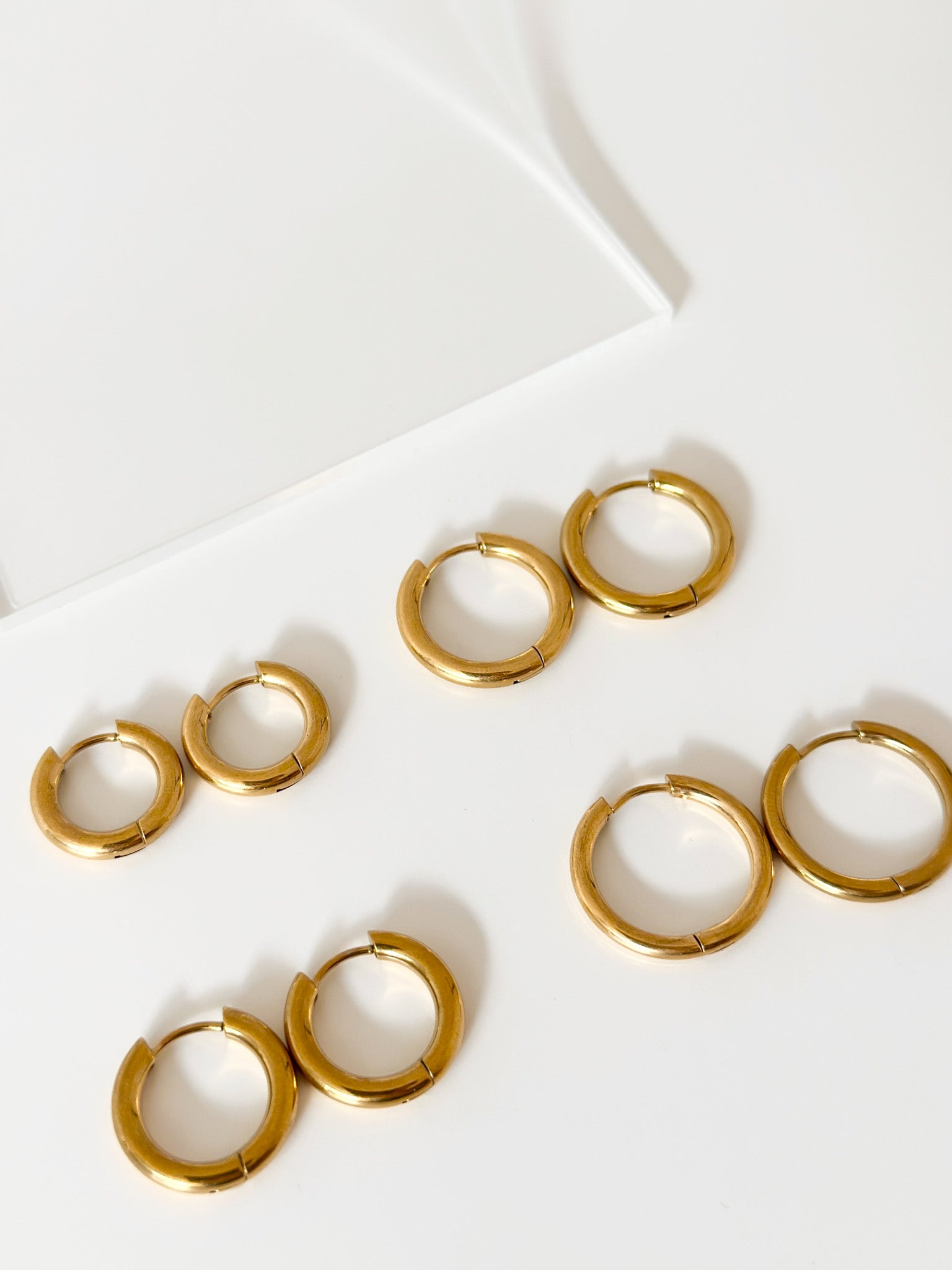 Ethereal Loop Hoops - Jas | Gold Earring - Jas | Perfect On You