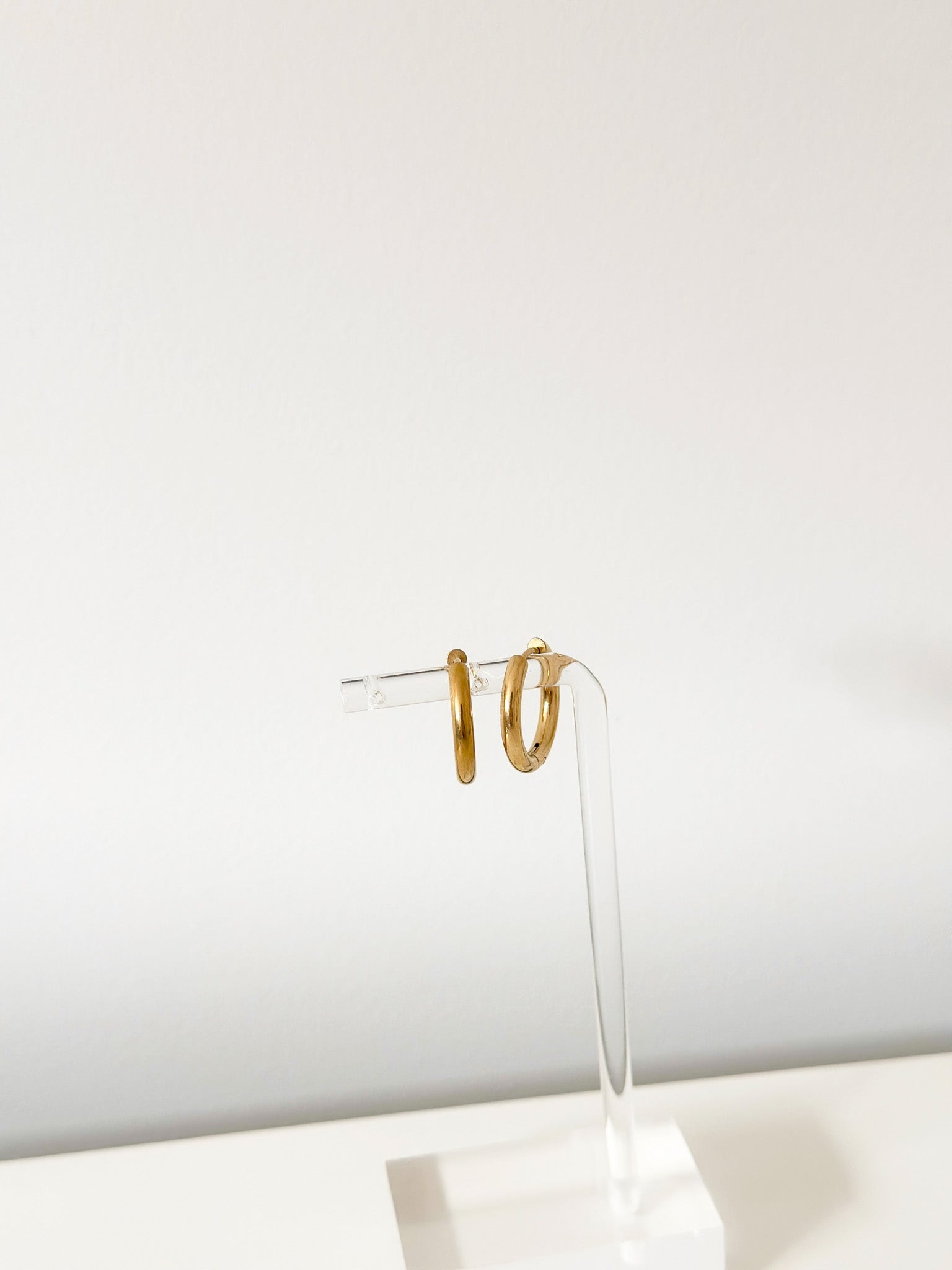 Ethereal Loop Hoops - Jas | Gold Earring - Jas | Perfect On You