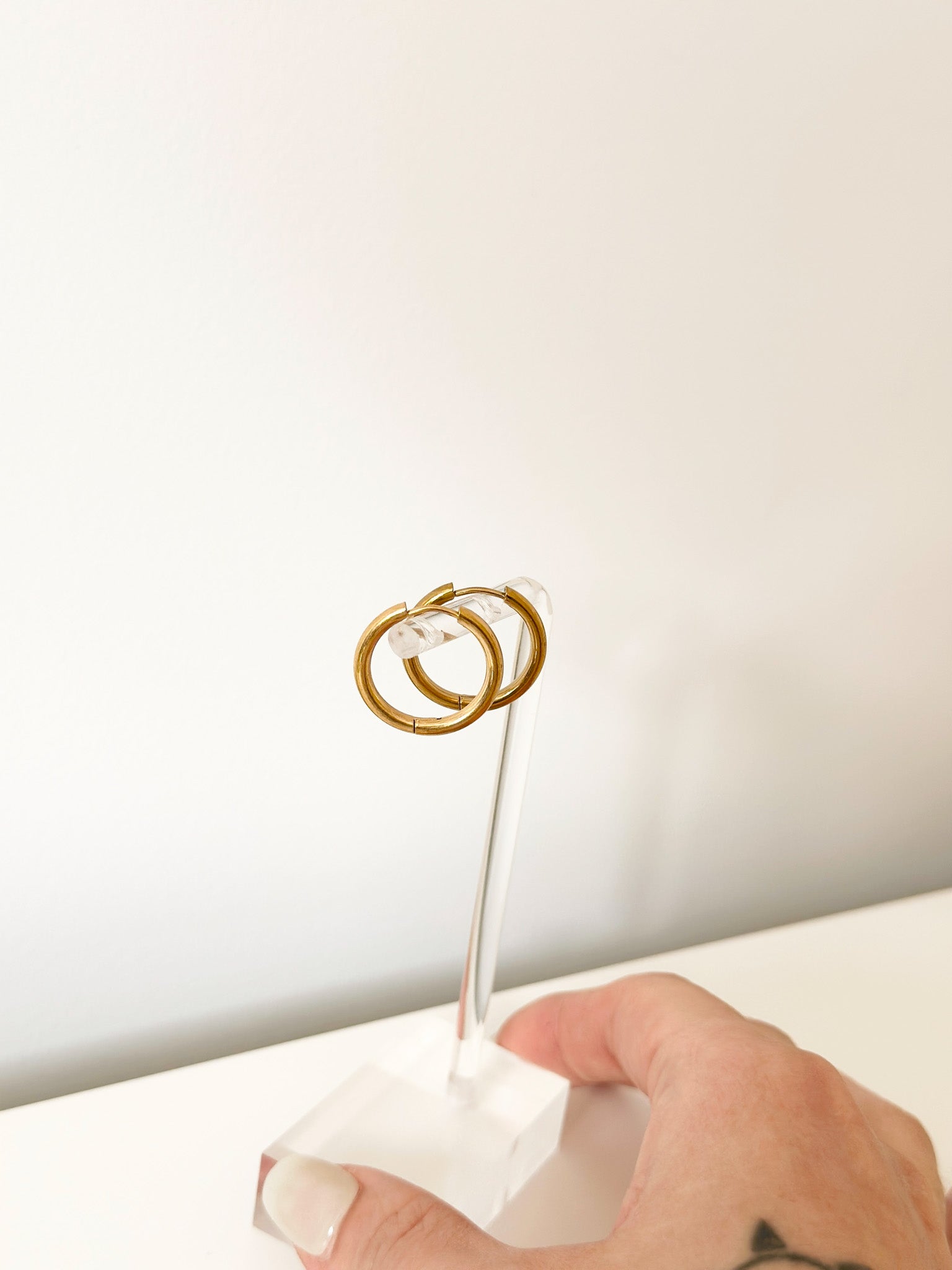 Ethereal Loop Hoops - Jas | Gold Earring - Jas | Perfect On You