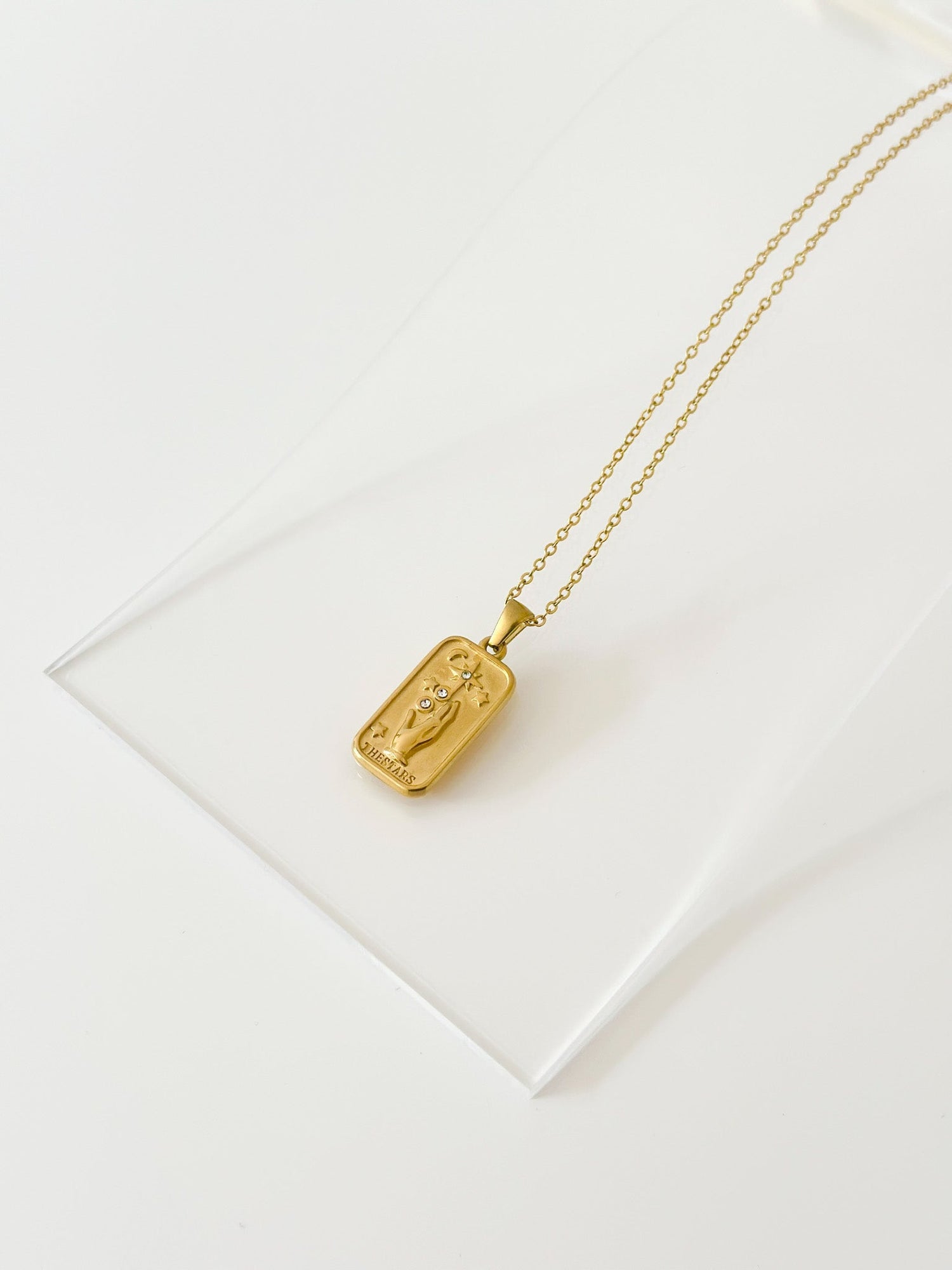 Evelyn Tag Necklace - Jas | Gold necklace - Jas | Perfect On You