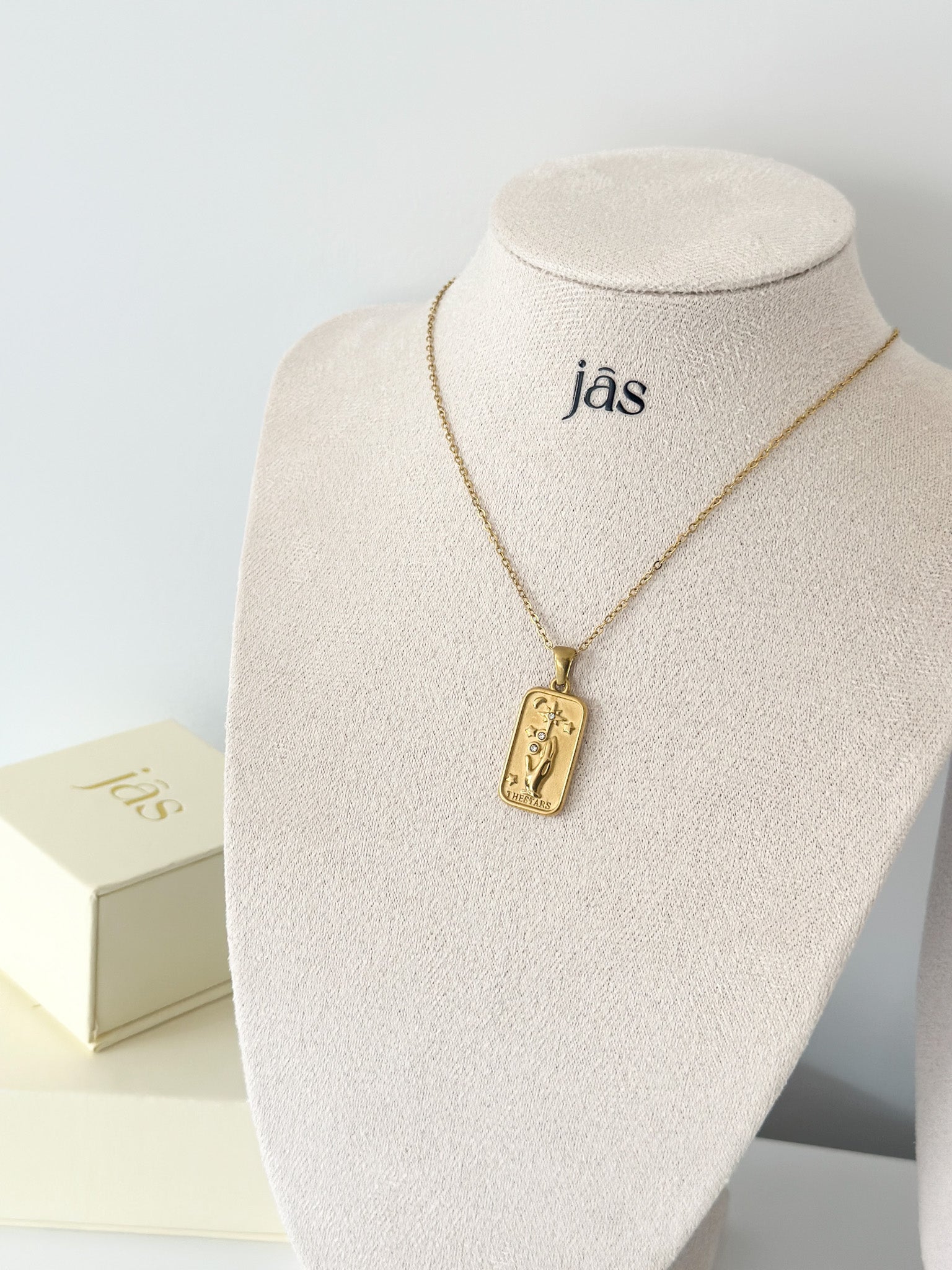 Evelyn Tag Necklace - Jas | Gold necklace - Jas | Perfect On You