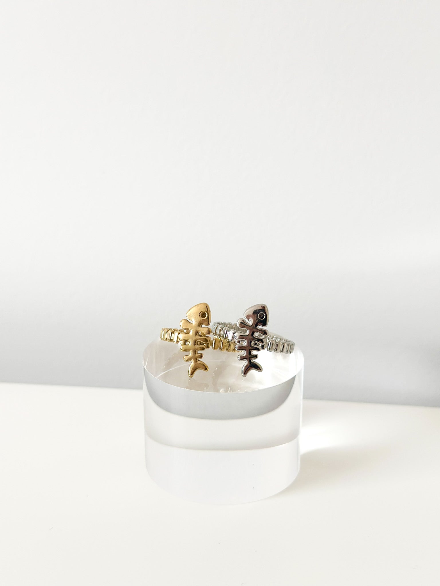 Fish Bone Dreams Ring - Jas | Gold & silver ring - Jas | Perfect On You