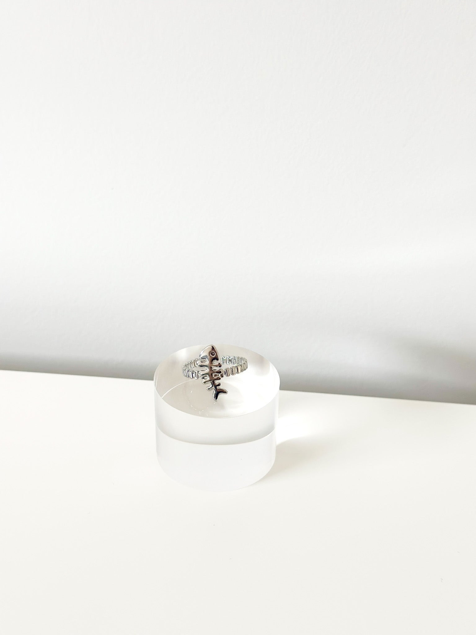 Fish Bone Dreams Ring - Jas | Gold & silver ring - Jas | Perfect On You