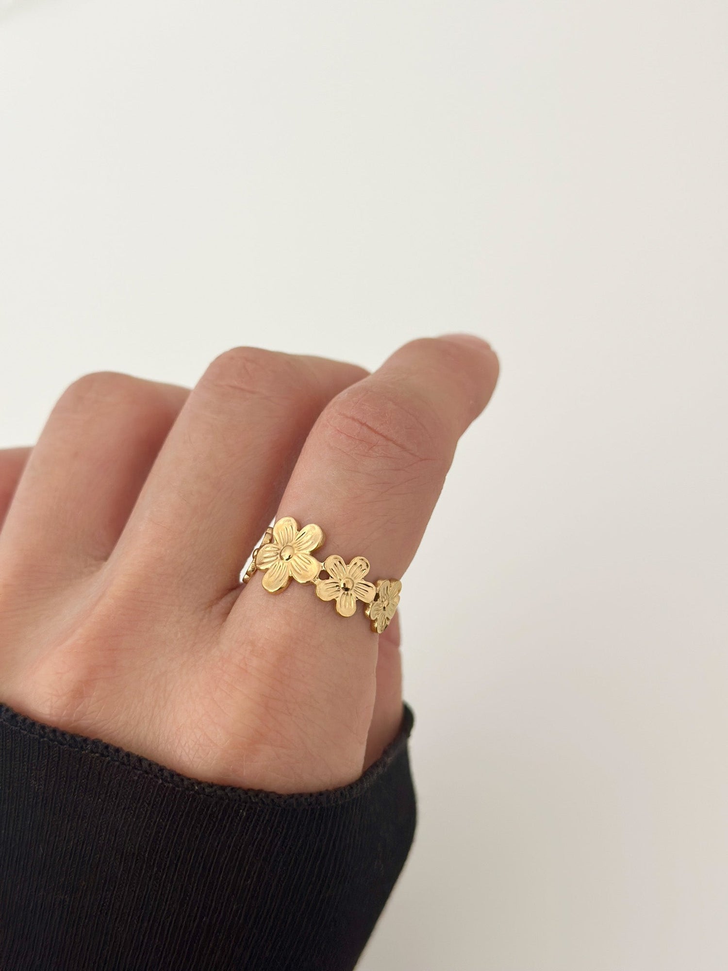 Flora Bloom Ring - Jas | Gold Ring - Jas | Perfect On You